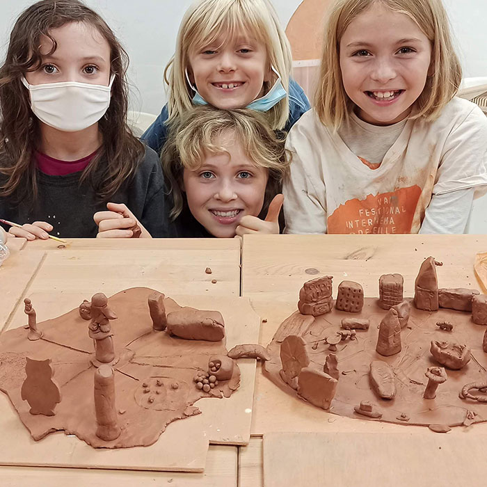 Enfants Atelier de la terre à la lune